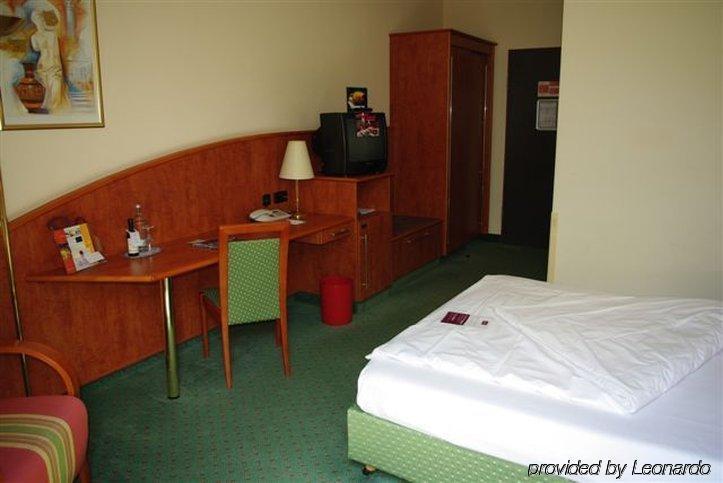 1, 2, Sleep Boardinghouse Unterschleissheim Zentrum Exteriér fotografie