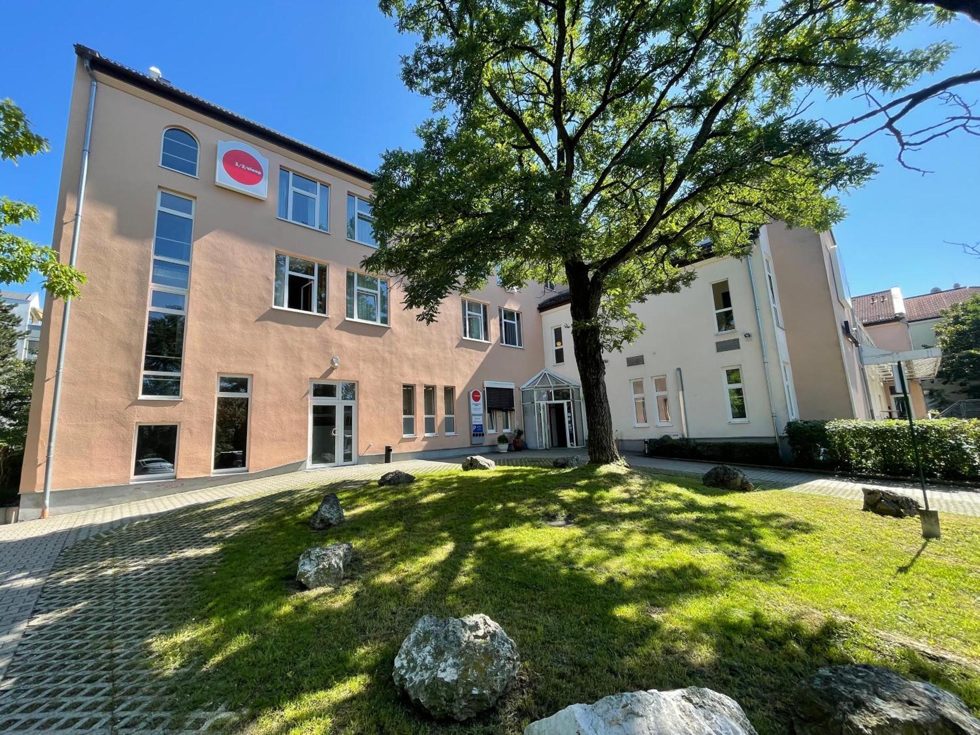 1, 2, Sleep Boardinghouse Unterschleissheim Zentrum Exteriér fotografie